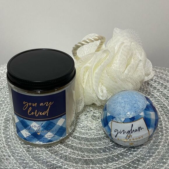 BBW Gingham Single Wick Candle, Loofah Shower Puff and Bath Fizzy set of 3 NWT - Picture 2 of 6